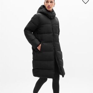 Athleta Stratus Puffer Parka
